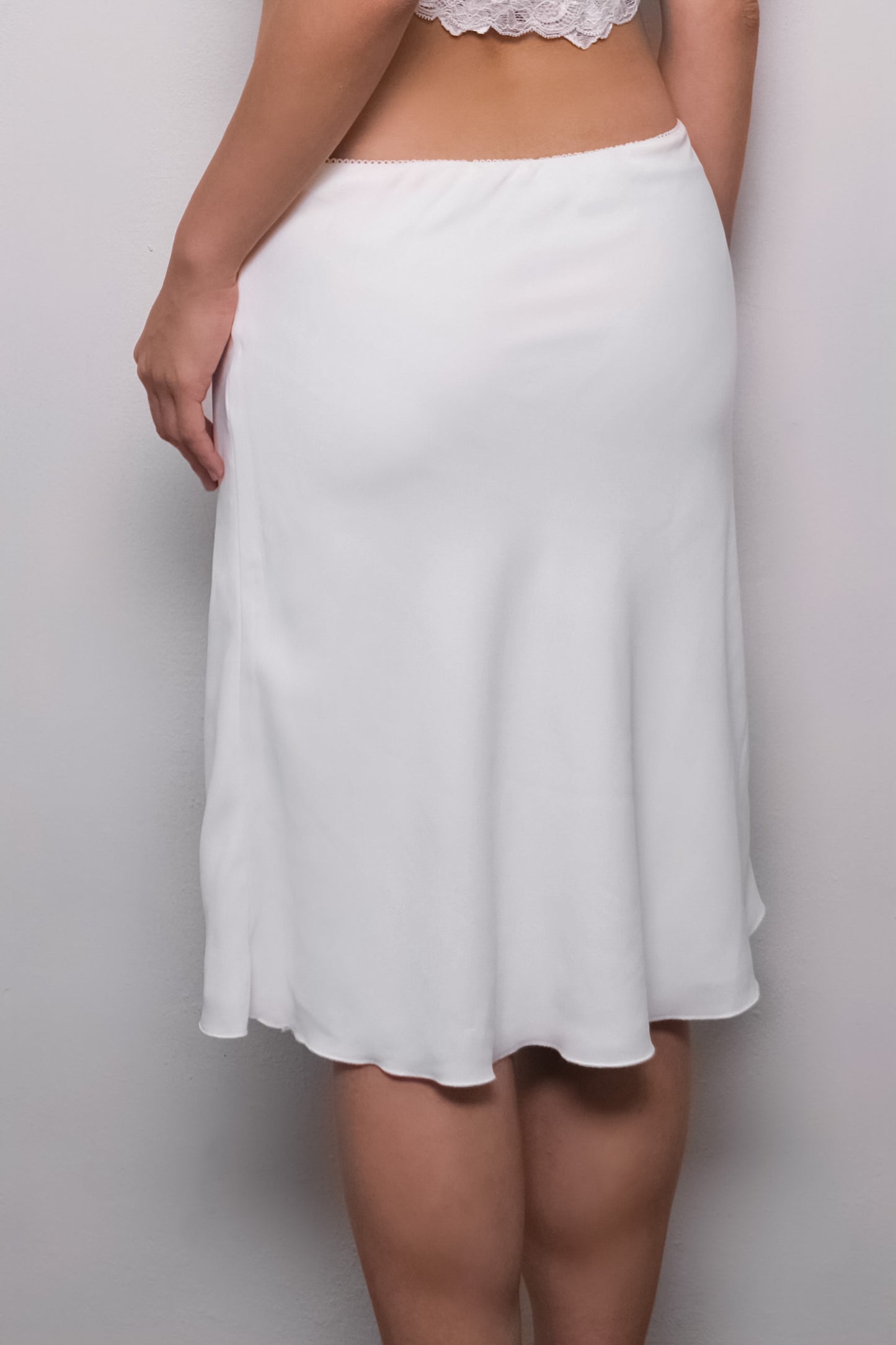 Isla Midi Skirt in White